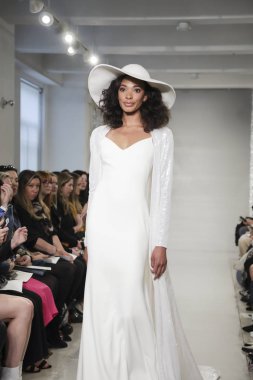 Theia gelin bahar 2020