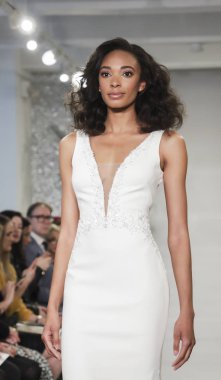 Theia gelin bahar 2020