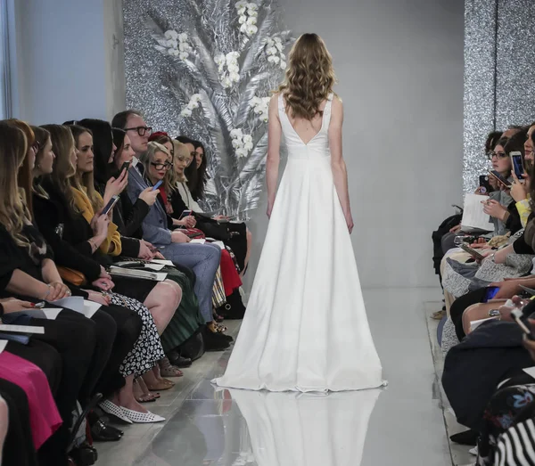 Theia gelin bahar 2020