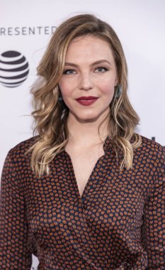 Ayağa Kalkmak, Düşmek