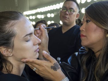 Rebecca Minkoff Ss 2020 Tanıtım