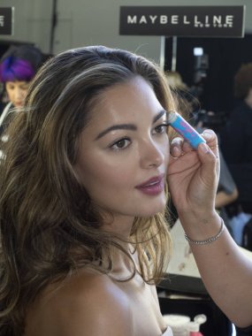 Rebecca Minkoff Ss 2020 Tanıtım