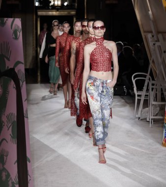 Hıristiyan Siriano Ss 2020