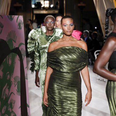 Hıristiyan Siriano Ss 2020