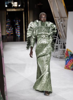 Hıristiyan Siriano Ss 2020