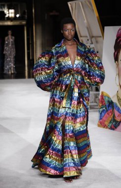 Hıristiyan Siriano Ss 2020