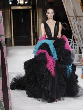 Hıristiyan Siriano Ss 2020