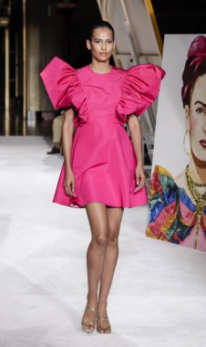 Hıristiyan Siriano Ss 2020