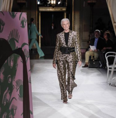 Hıristiyan Siriano Ss 2020