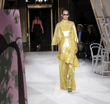 Hıristiyan Siriano Ss 2020