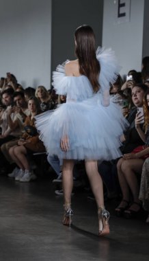 Pamella Roland Ss 2020