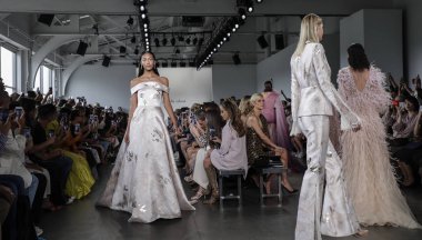 Pamella Roland Ss 2020