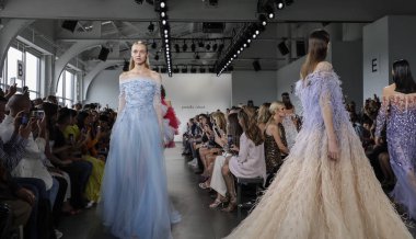 Pamella Roland Ss 2020