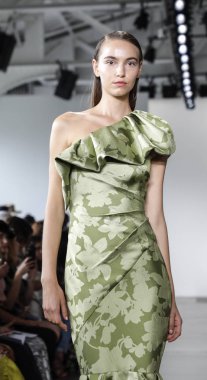 Pamella Roland Ss 2020