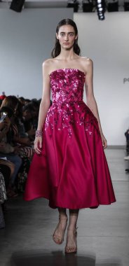Pamella Roland Ss 2020