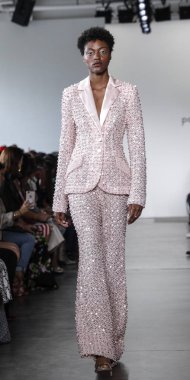 Pamella Roland Ss 2020