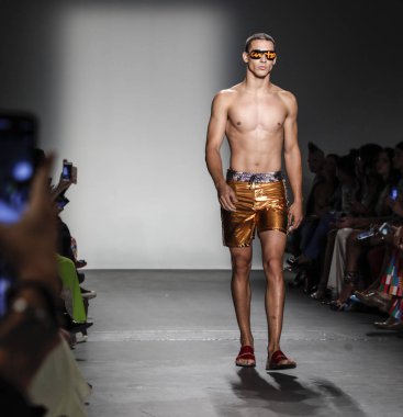 Custo Barcelona SS 2020