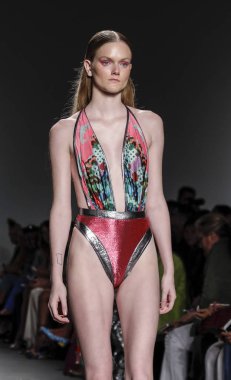 Custo Barcelona SS 2020