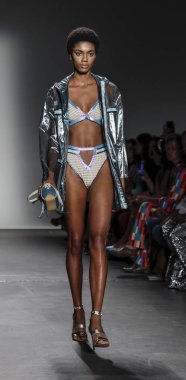 Custo Barcelona SS 2020