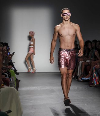 Custo Barcelona SS 2020