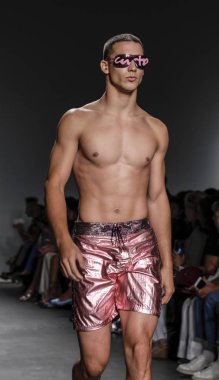 Custo Barcelona SS 2020
