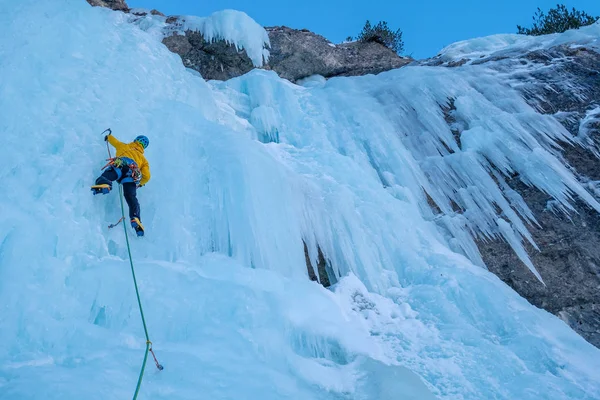 氷の登山 — ストック写真