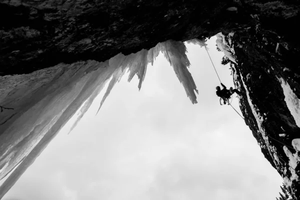 Winterbergsteigen — Stockfoto