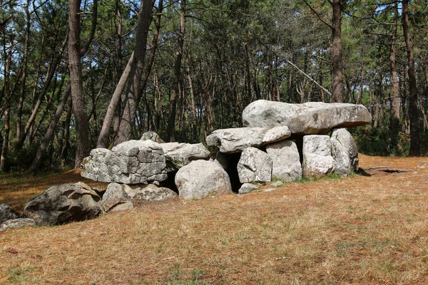 Mane Kerioned Dolmens ook dolmen House of the Dwarfs - megalithisch monument — Stockfoto