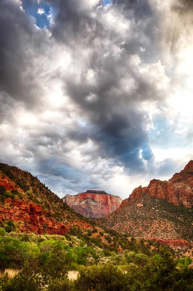 Stormy Skies Zion National Park Utah Usa Hdr Processing — Stock Photo, Image