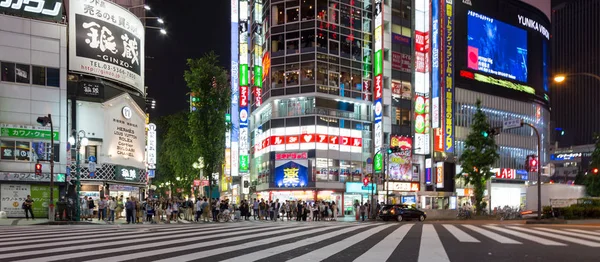 Tokió Japán 2016 Június Emberek Váró Kereszt Utca Shinjuku Tokió — Stock Fotó
