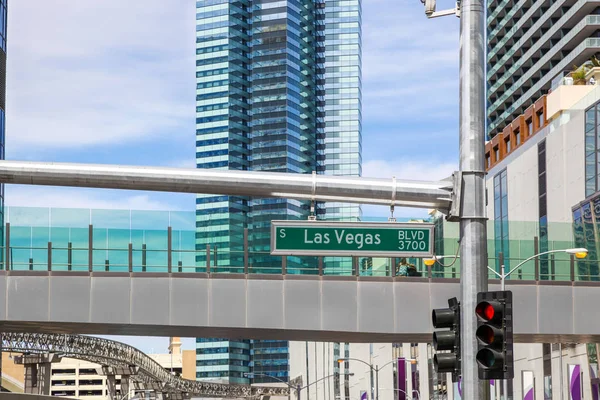 Close Las Vegas Blvd 3700 Street Sign Traffic Lights Walkway — Stock Photo, Image