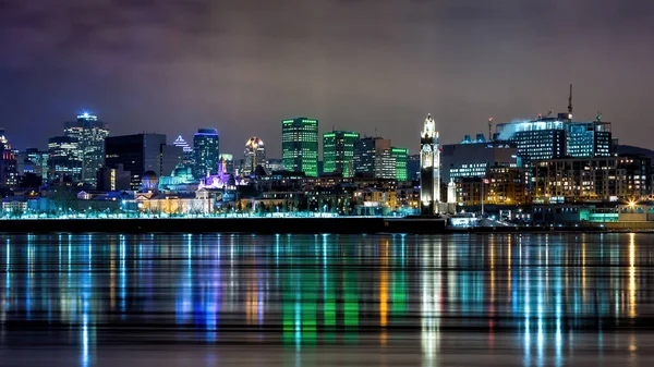 Downton Montreal Winter Long Exposure Night Shot City Lights Reflected — Stock Photo, Image