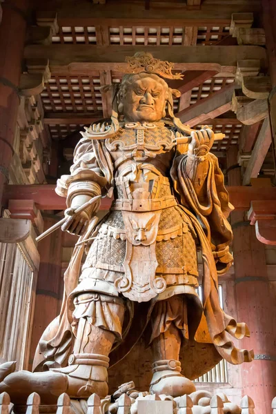 Nara Japan 2016年6月13日 日本奈良土大寺 Todaiji Temple Nara Japan 的木雕 西域的共济会卫兵 — 图库照片