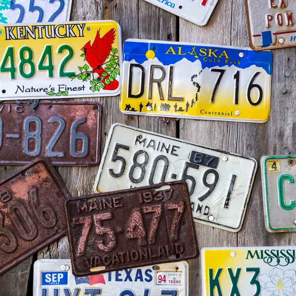 Bar Harbor Maine Usa August 2014 Old Car License Plates — Stock Photo, Image