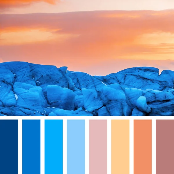 Svinafellsjokul冰川蓝色冰川的细节 色彩调色板配以免费彩色石板 — 图库照片