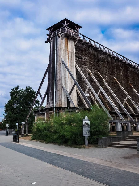 Ciechocinek 'teki mezuniyet kulesi. Polonya