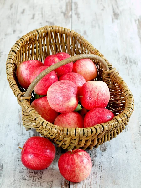 Chutné Jablečné Plody Koši — Stock fotografie