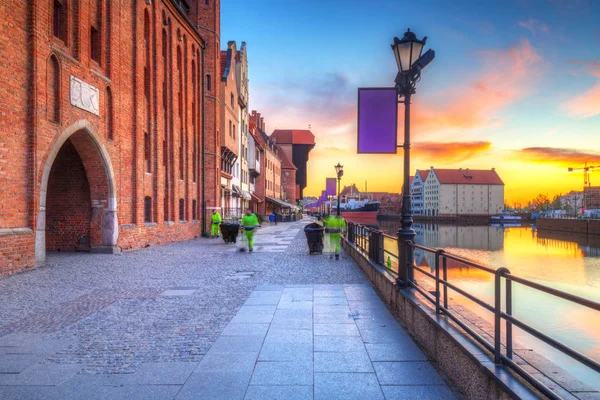 Bağlantı Noktası Vinç Gdansk Motlawa Nehri Nde Gündoğumu Polonya — Stok fotoğraf