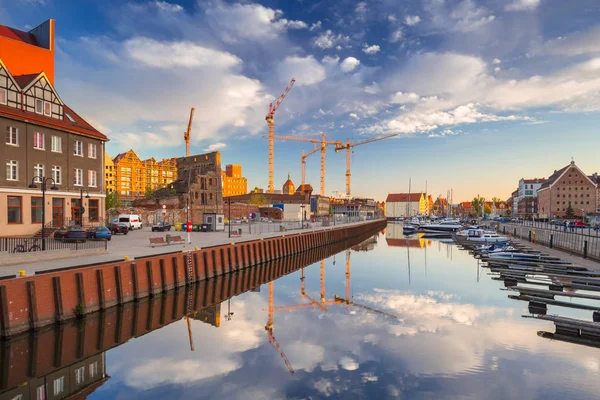 Hermoso Puerto Deportivo Con Yates Gdansk Reflejado Río Amanecer Polonia — Foto de Stock