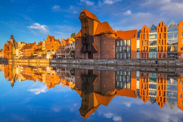 Historic Port Crane Gdansk Reflected Motlawa River Sunrise Poland — Stock Photo, Image