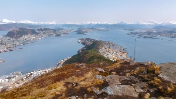 Πανέμορφο Τοπίο Της Δυτικής Νορβηγίας Ακτογραμμή Από Τον Sukkertoppen Λόφο — Αρχείο Βίντεο