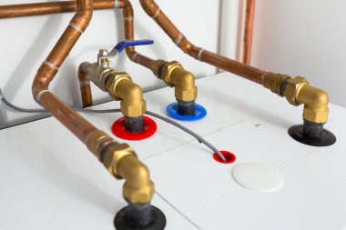 Cooper boru gaz Isıtma sistemi kazan dairesi içinde