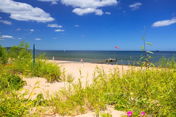 Sopot Pologne Juin 2018 Des Gens Sur Plage Ensoleillée Mer — Photo