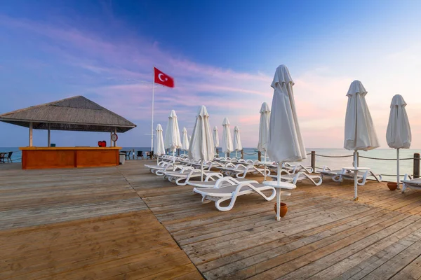 Schöne Landschaft Mit Holzsteg Der Türkischen Riviera Bei Sonnenuntergang Seite — Stockfoto