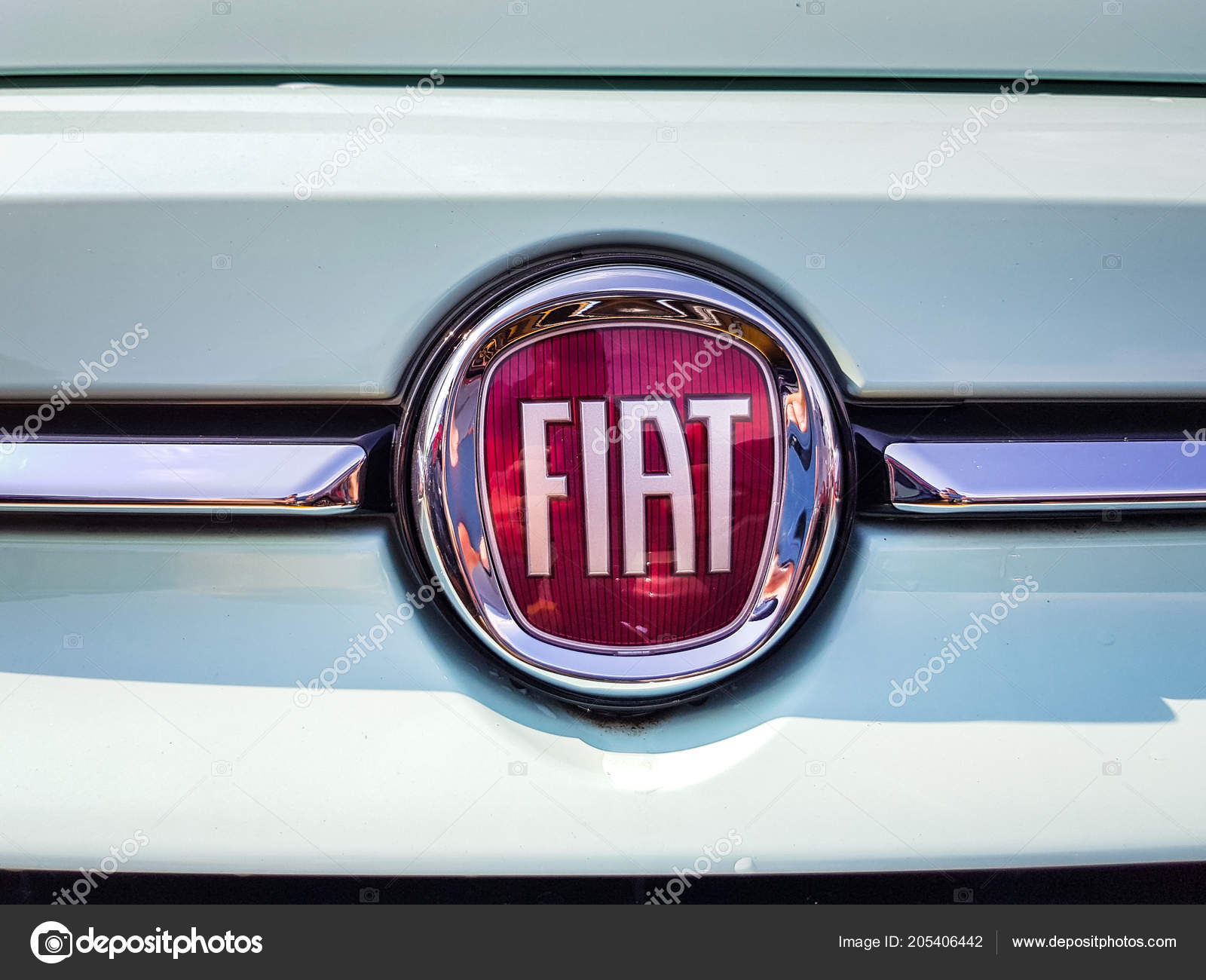 Gdansk Poland July 2018 Fiat Logo Fiat 500 Car Showroom – Stock Editorial  Photo © Patryk_Kosmider #205406442