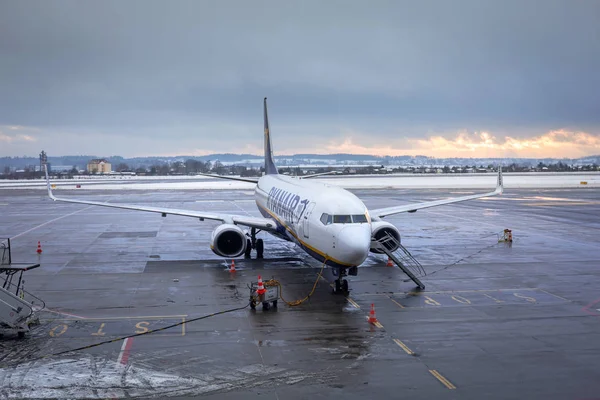 Gdansk Pologne Janvier 2018 Préparation Embarquement Pour Avion Ryanair Aéroport — Photo