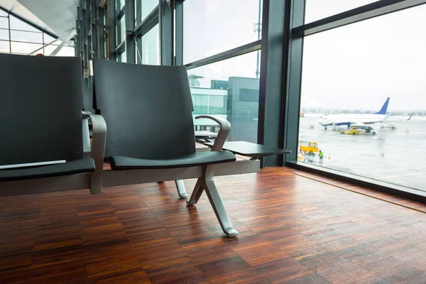 Empty Chair Waiting Area Airport Terminal — Stock Photo, Image