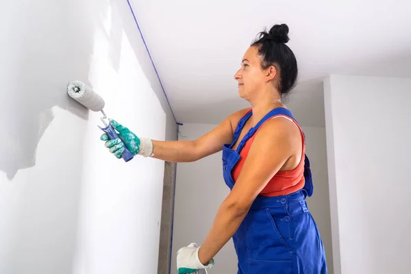 Woman Painting Room Paint Roller — Stock Photo, Image