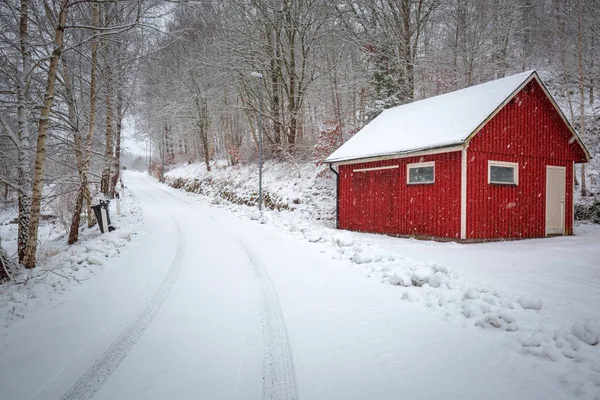 Зимова Декорація Червоний Дерев Яний Будинок Швеції — стокове фото