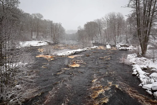 Divoká Řeka Morrum Zasněžené Zimě Švédsko — Stock fotografie